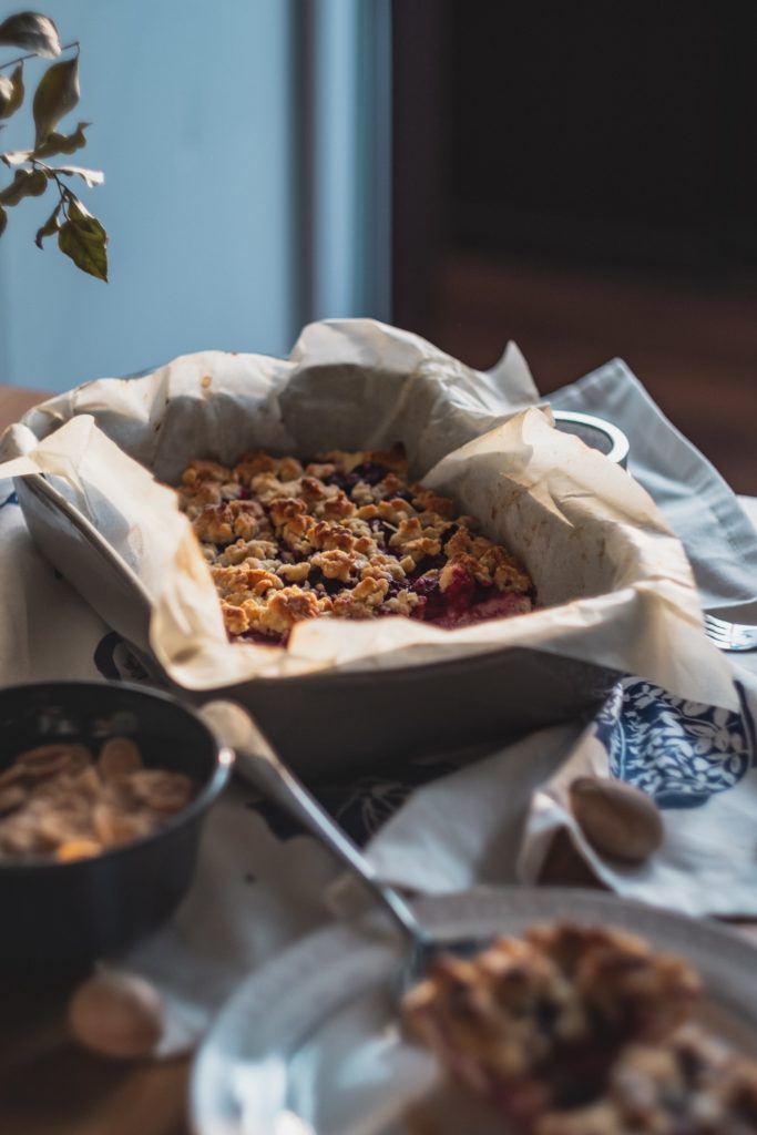 Recette du crumble à la rhubarbe et au miel d'acacia